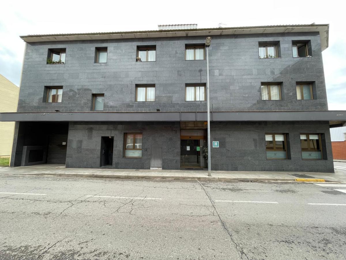 Hotel Sant Celoni Exterior foto